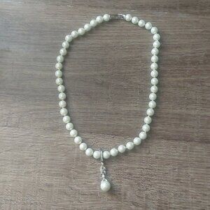 Pearl necklace